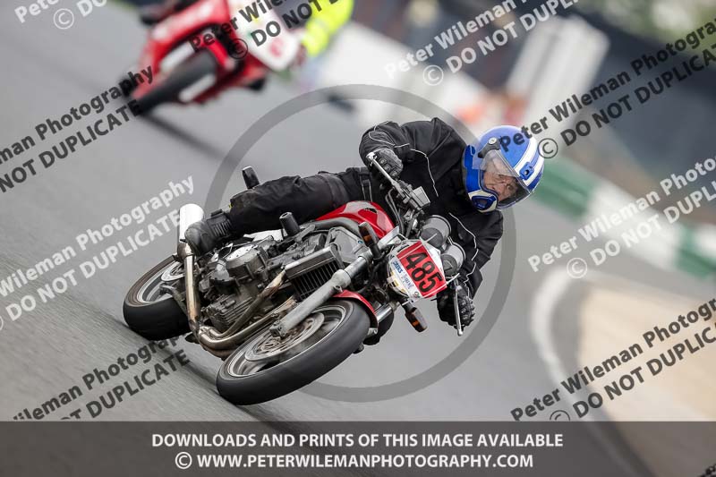 Vintage motorcycle club;eventdigitalimages;mallory park;mallory park trackday photographs;no limits trackdays;peter wileman photography;trackday digital images;trackday photos;vmcc festival 1000 bikes photographs